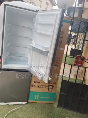 Hisense 264l Refrigerator With Built-in Water Dispenser Feature
