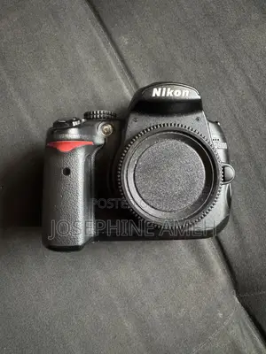 Canada Used Nikon D5000 Body Only