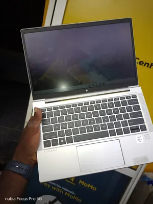 Laptop HP EliteBook 830 G7 8GB Intel Core i7 SSD 256GB