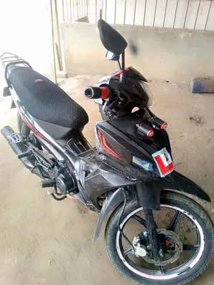TVS Neo NX 2022 Black