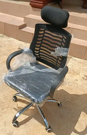Affordable Headrest Office Chair