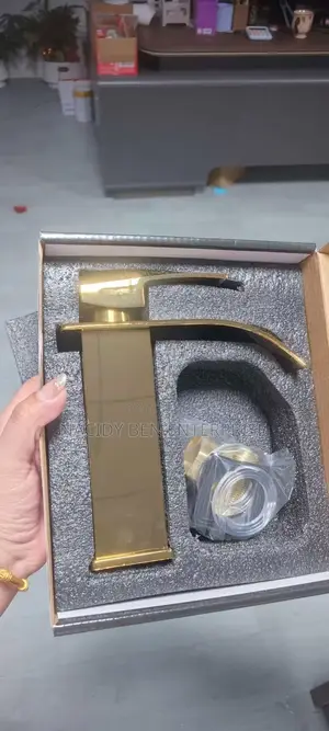 Gold Water Fall Basin Mixer Tap