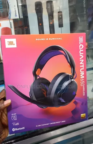 JBL Quantum 650 Wireless Gaming Headset