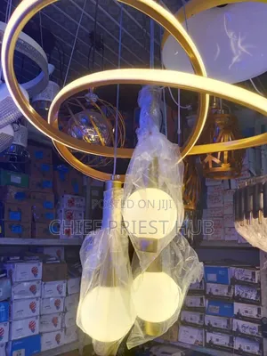 Quality Chandelier Light