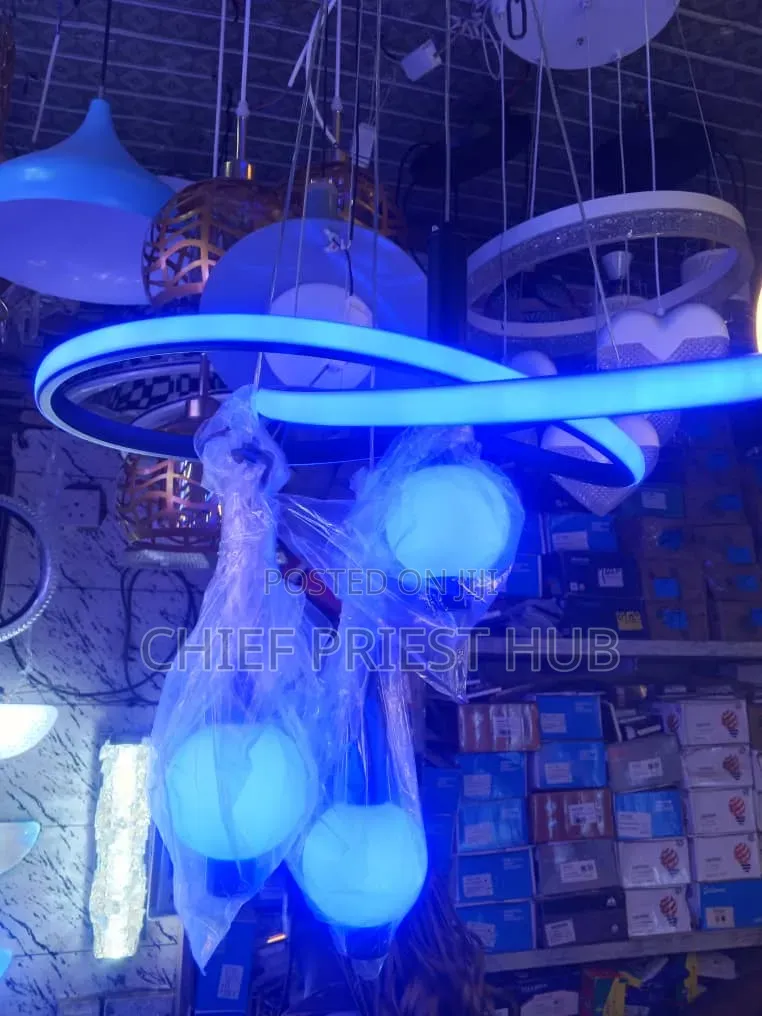 Quality Chandelier Light