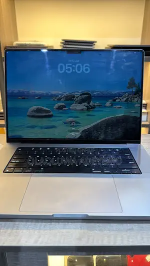 Laptop Apple MacBook Pro 2021 M1 Max 64GB Apple M1 Max SSD 1T
