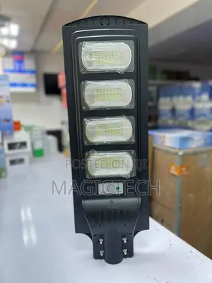 Suntrick 300w Solar Street Light