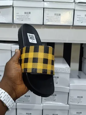 Quality Slide For Unisex