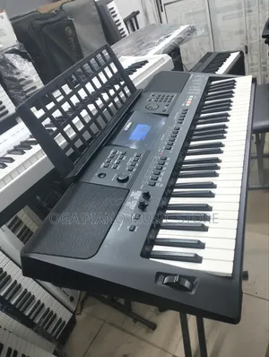 Yamaha PSR E453 Digital Portable Keyboard