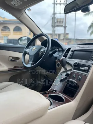 Toyota Venza V6 2009 Brown
