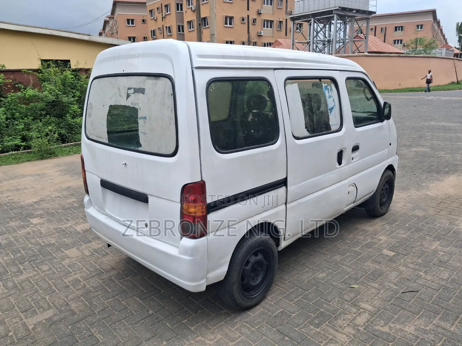 Suzuki Every 1999 White