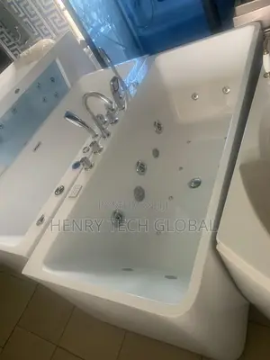 Original Jacuzzi With High Grade Quality