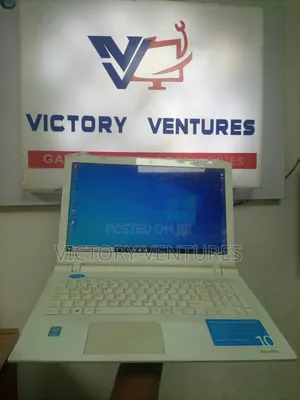 Laptop Toshiba Satellite L50 8GB Intel Core i7 HDD 320GB