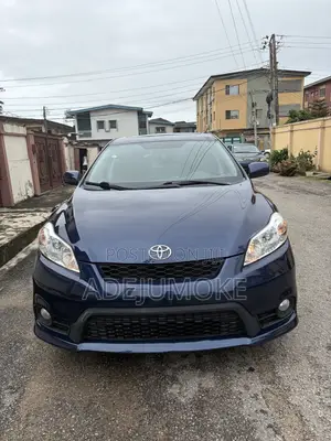 Toyota Matrix S Hatchback AWD (2.4L 4cyl 4A) 2012 Blue