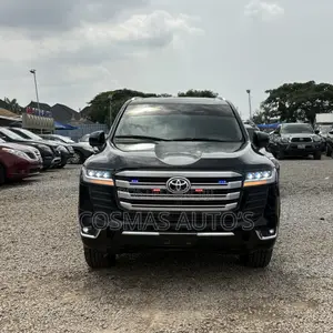 Toyota Land Cruiser 2015 Black