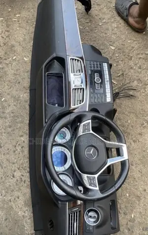 Complete Dashboard Steering Wheel for E350 W212 2014/15 Model