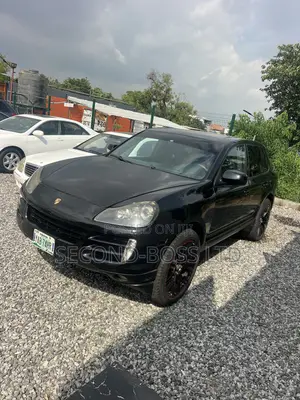 Porsche Cayenne Tiptronic 2010 Black