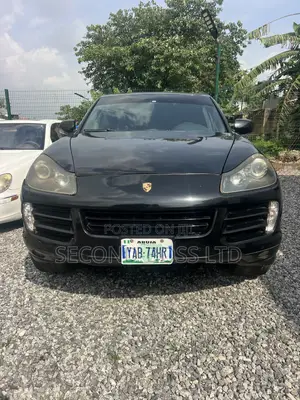 Porsche Cayenne Tiptronic 2010 Black