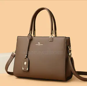 Ladies Structured Shoulder Bag for Office Fashion Use
