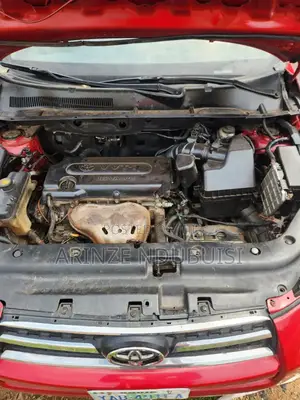 Toyota RAV4 2010 Red