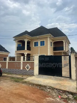 Furnished 6bdrm Duplex in Obafemi-Owode for sale