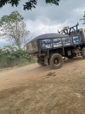 Granite and Stone Dust