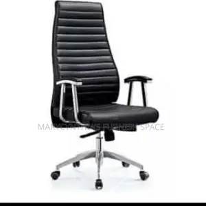 Executive Office Chair – Professional Comfort for Everyday Use