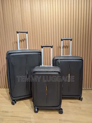Set of 3 Traveling Luggage Boxes