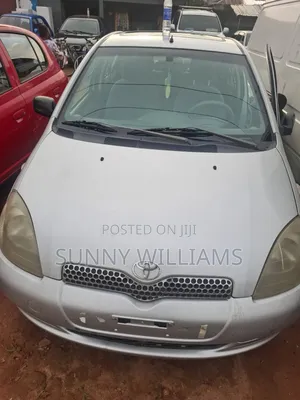 Toyota Yaris 2003 Silver