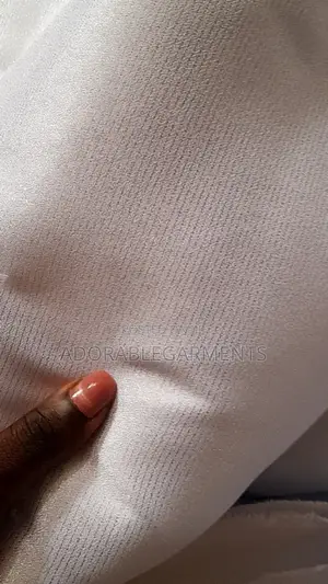 Garments for Both Men/Women