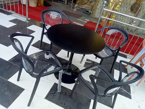Acrylic Restaurant Set – Modern Stylish Dining Setup