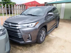 Toyota Highlander 2017 Gray