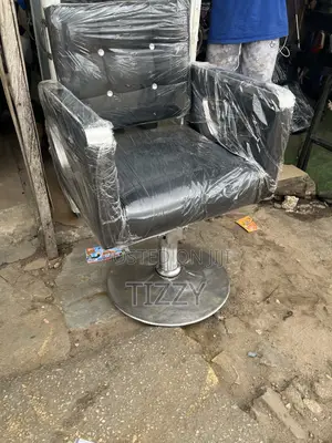 Barber Saloon Chair With Leg Raise