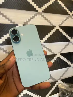 New Apple iPhone 16 128 GB Green