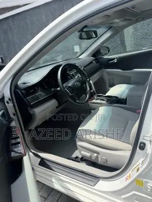 Toyota Camry XLE 4dr Sedan (2.5L 4cyl 6A) 2013 White