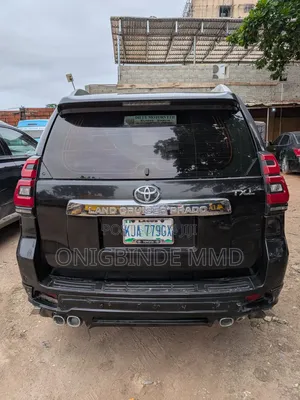 Toyota Land Cruiser Prado 2013 Black