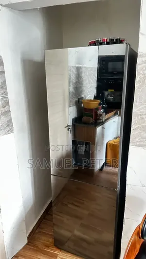 Hihsense Fridge