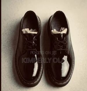 Dr. Martens Chunky Sole, Luxury Glossy Body