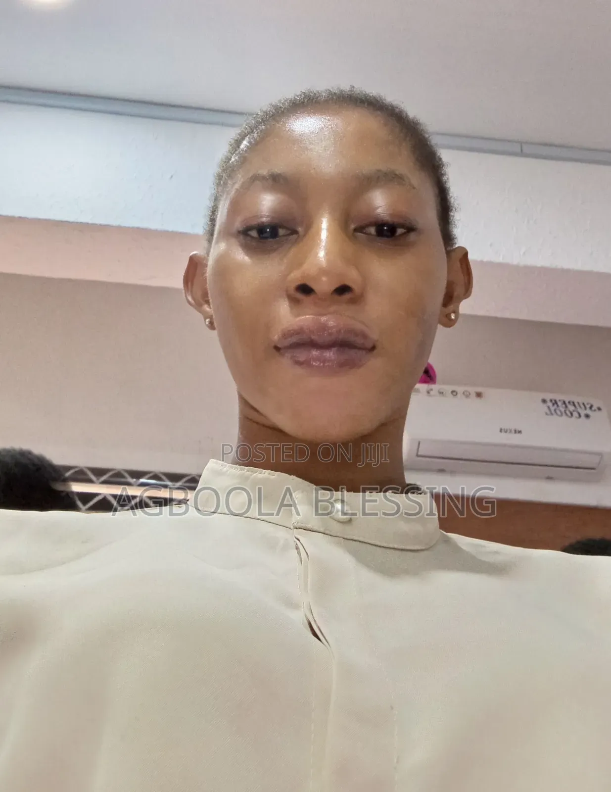 Front Desk Secretary