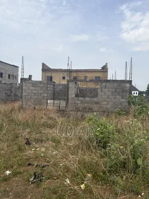 5bdrm Duplex in Sabon Lugbe for sale