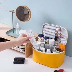 Waterproof Cosmetics Organizer Bag B3s