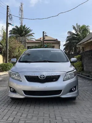 Toyota Corolla S 4dr Sedan (1.8L 4cyl 4A) 2010 Silver