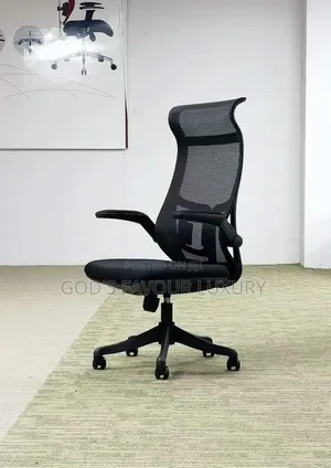 Modern Swivel Office Mesh Chair.