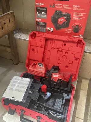 Milwaukee M12 Green Laser Level