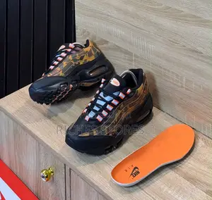 Luxury Nike Air Max 95 Se Woodland Camo Sneakers