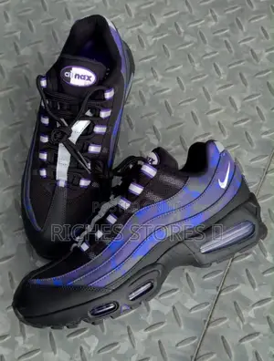 Nike Air Max 95 Se Court Purple Camo Sneakers