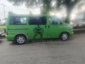 Volkswagen Transporter 2005 Green