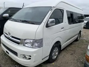 Toyota HiAce 2012 White