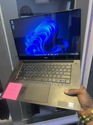 Laptop Dell Precision 5520 16GB Intel Core i7 SSD 256GB