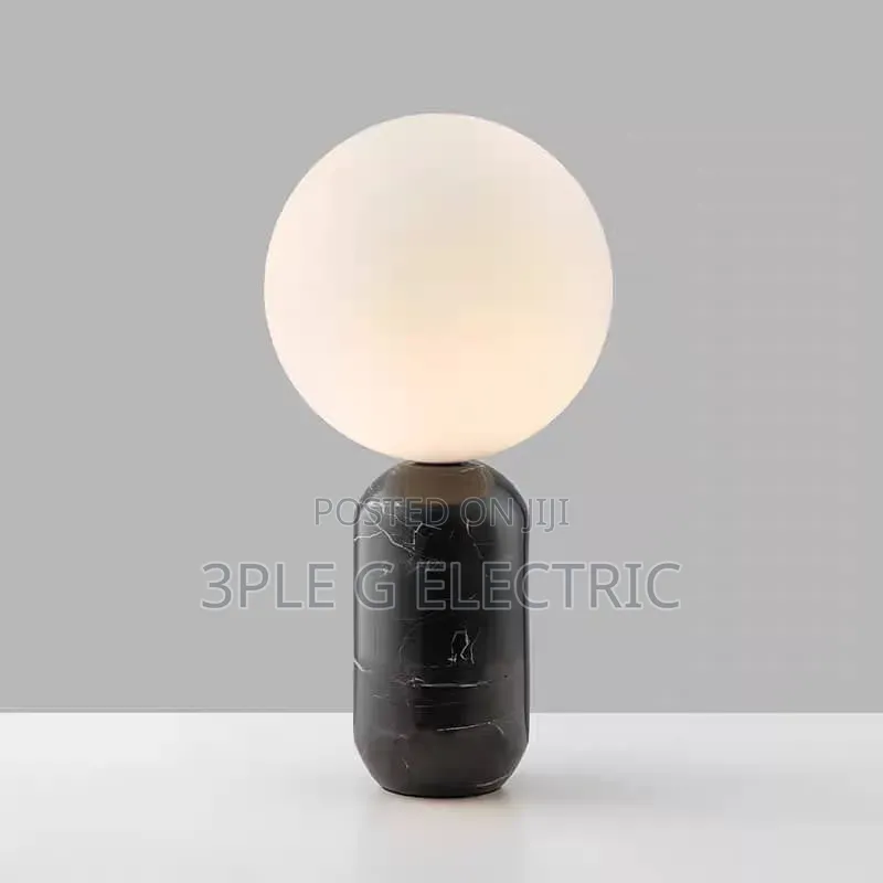 Simple Nordic Table Lamp